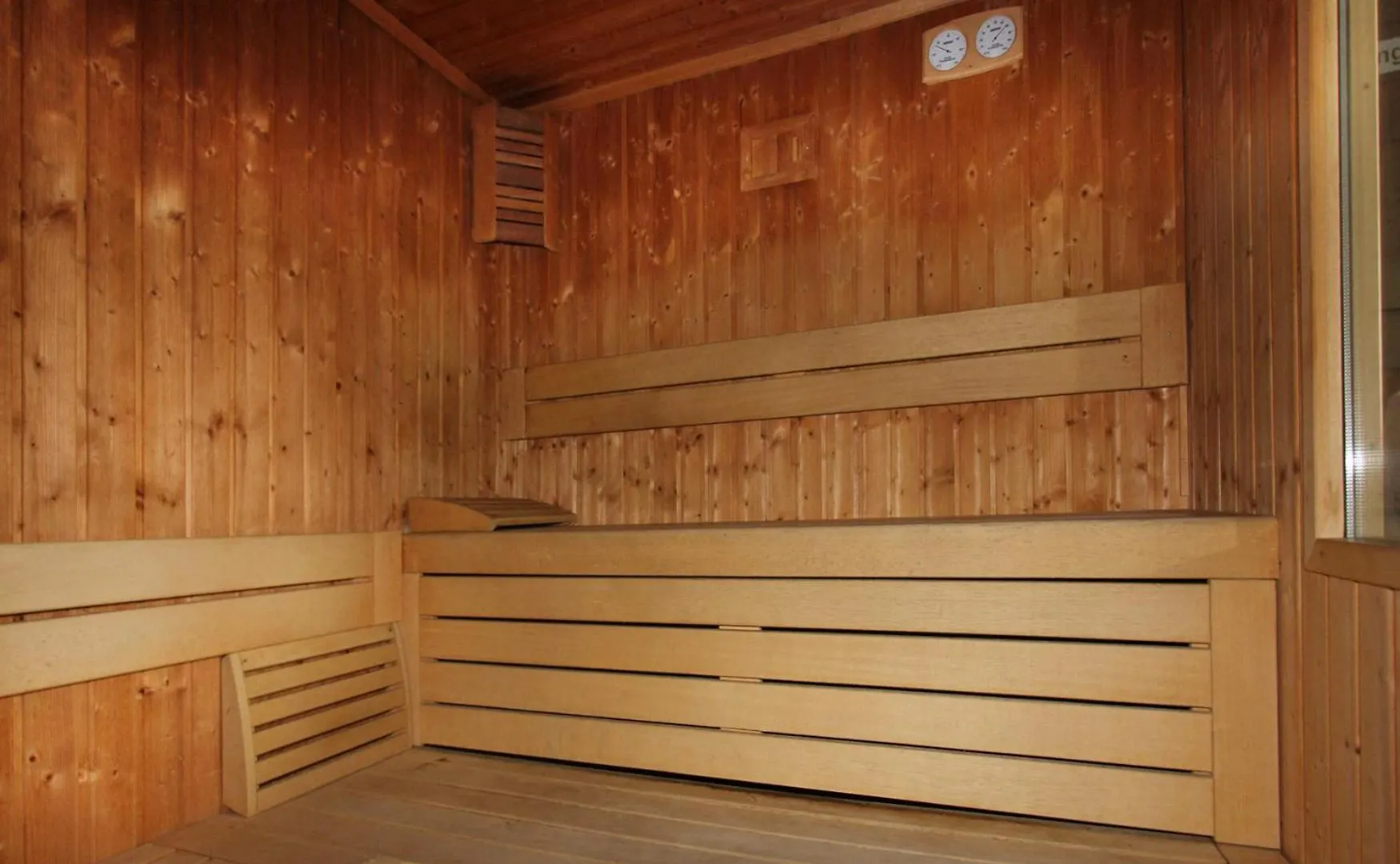Alpine Lodge Bansko Apartments