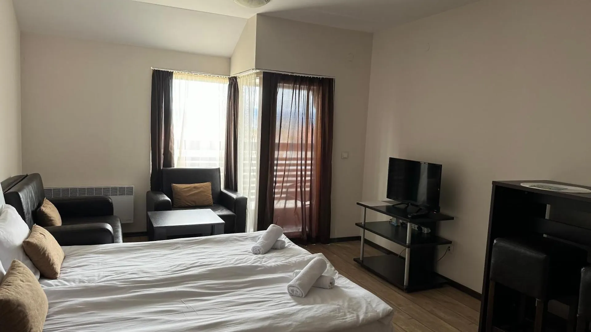 Alpine Lodge Bansko Apartments 0*,